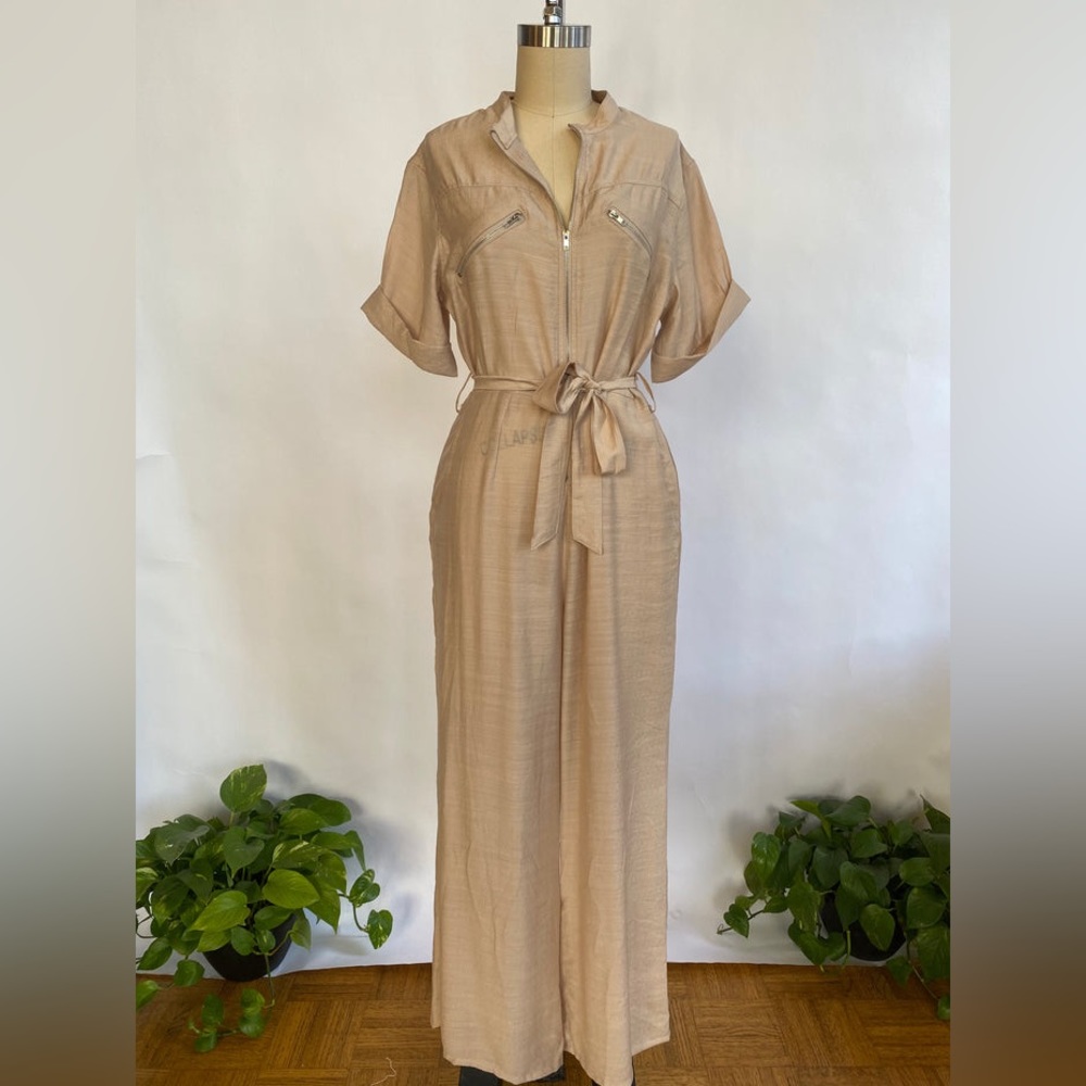 Sadie & Sage Elena Jumpsuit NEW w Tags SMALL in Beige / Champagne